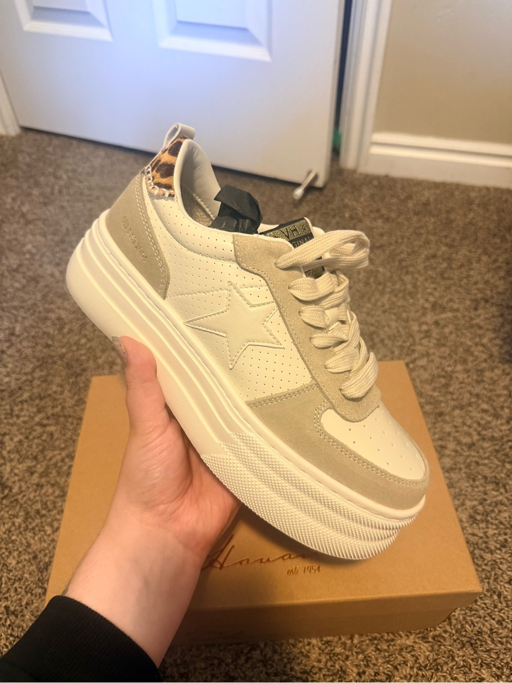 Vintage Havana Hunter Sneaker